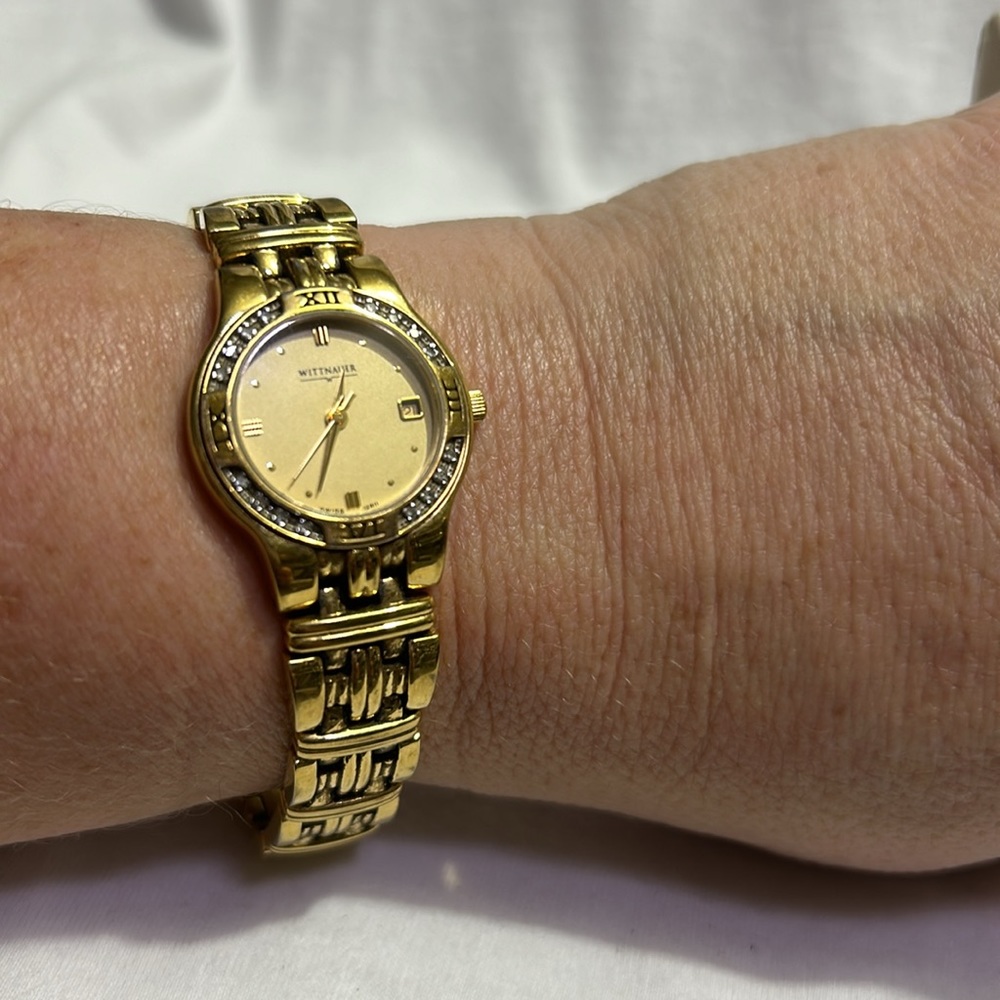 Women’s Gold Watch - Picture 7 of 10